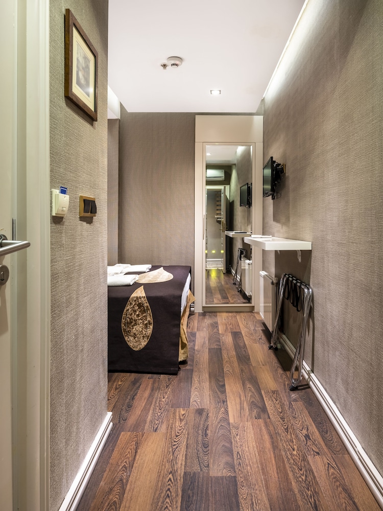 Goldengate Otel - Image 20