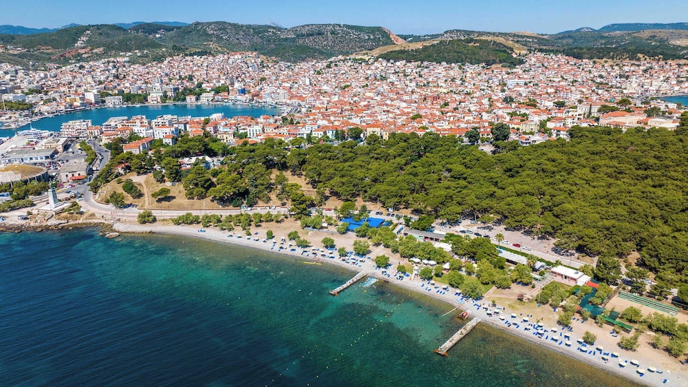 Mikos - Mansion in the City Center