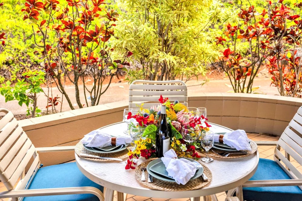 NEW KBM Resorts Free CAR Kapalua Bay Villas Ocean View 1-bedroom Condo Steps to Beach With Spacious Lanai! Kbv-24g3