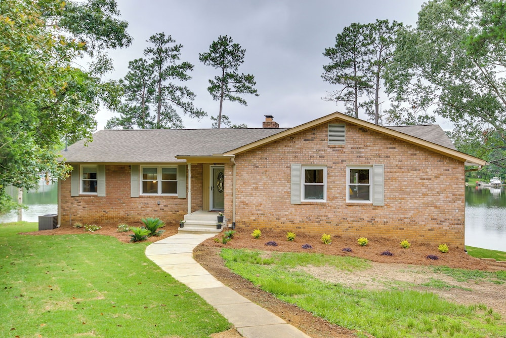 Waterfront Lakehouse w/ Private Dock & Fire Pit! view 3
