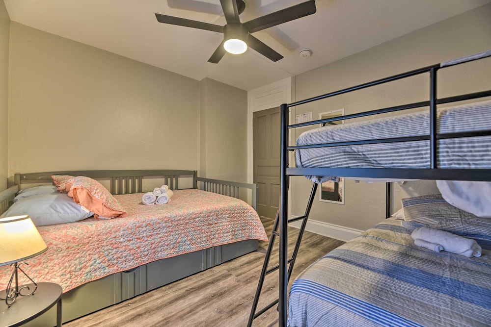 Niagara Falls Townhome: Near Wineries! view 5