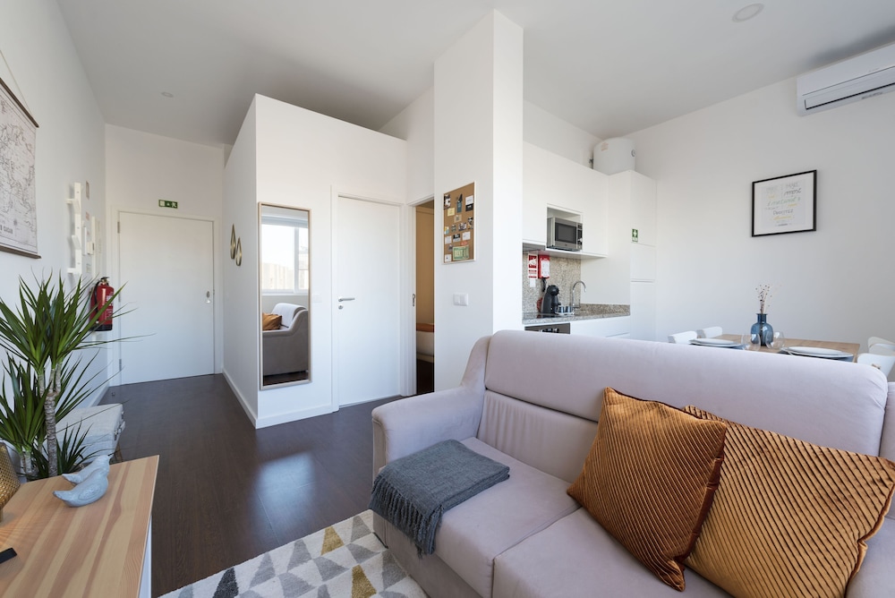 Apartment Boavista Roundabout by SweetPorto