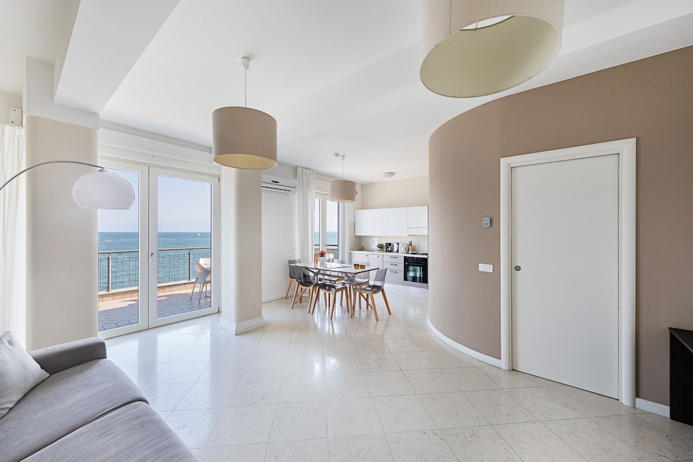 Residenza Miralago - 20 Porzia - Locazione BK