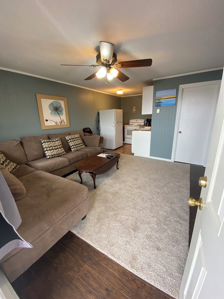 23 B ST Apartments