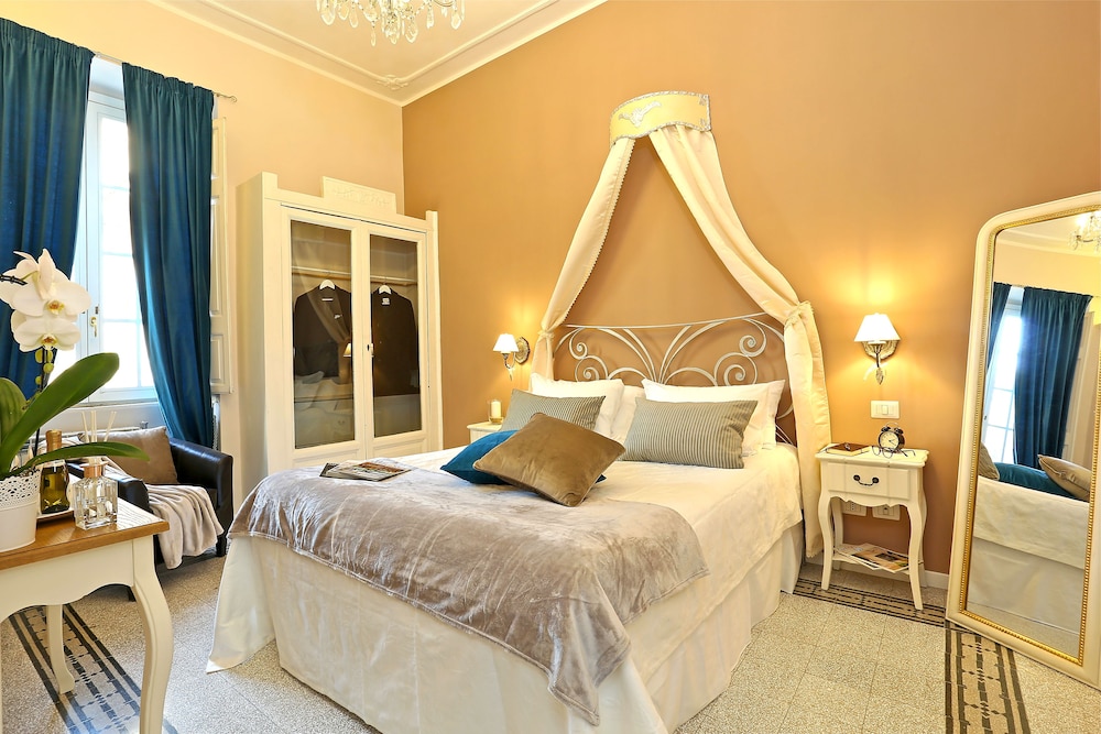 Liberty Rome Suites