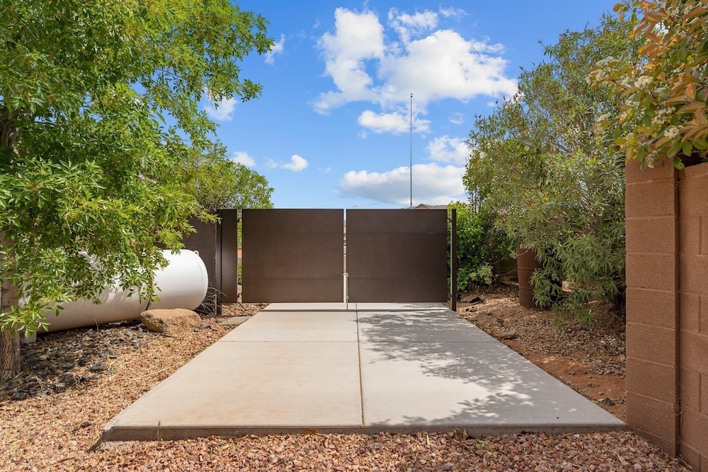 Lakeside Oasis At Sand Hollow 4 Bedroom Home