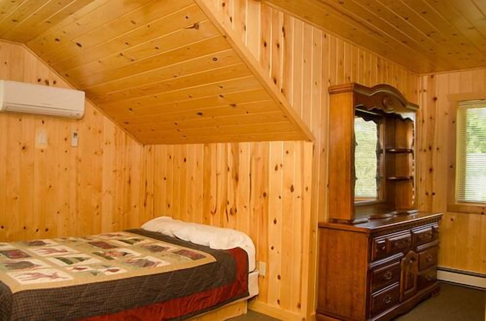 Woodland Beach Resort