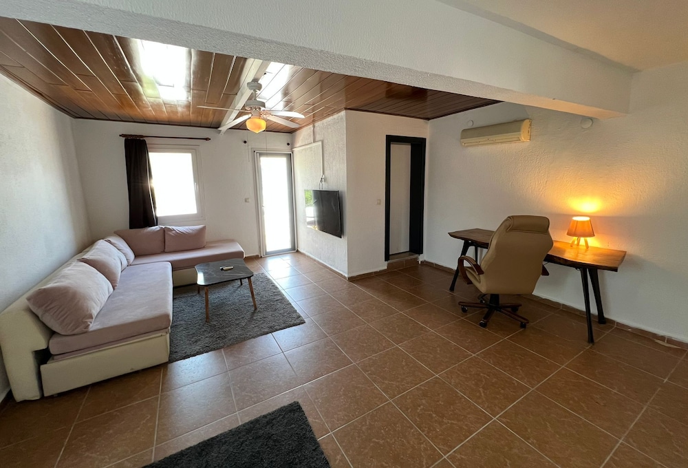 Esmana Otel - Image 26