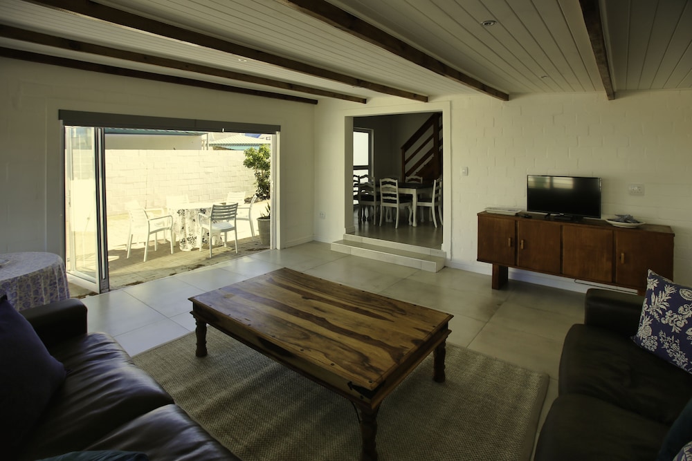 Skiatos Villa, Langebaan 6-Sleeper view 5