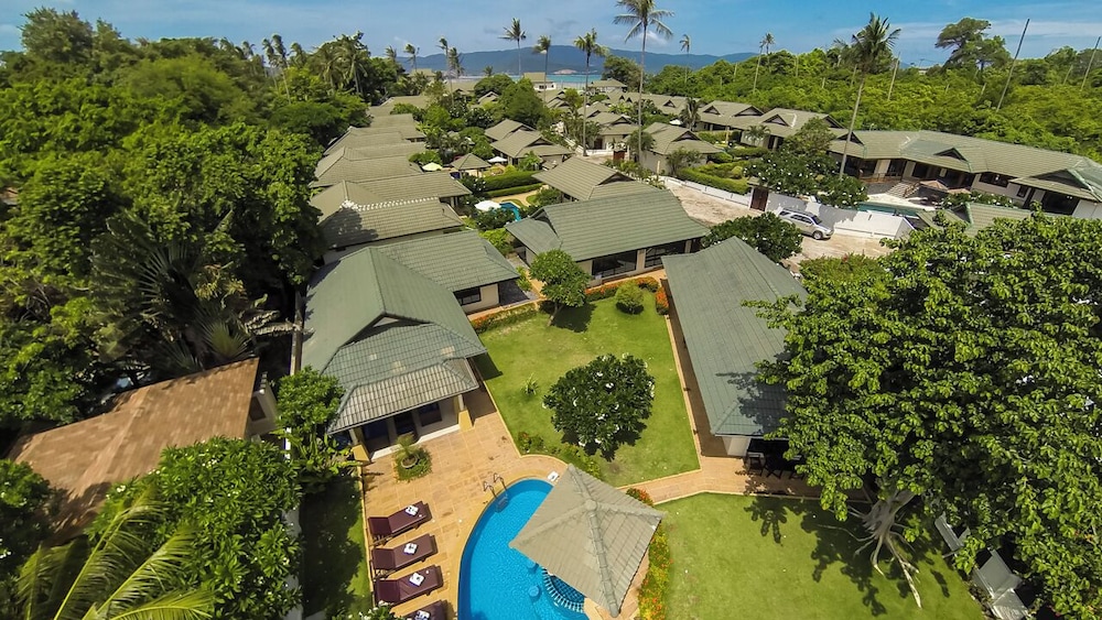 Idyllic Samui Beach Villa Resort