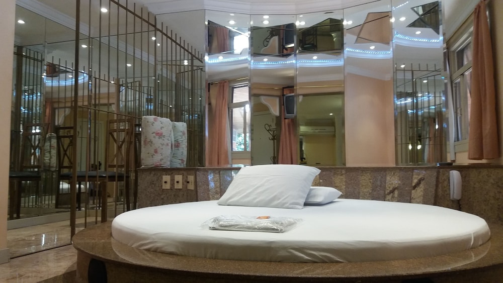 Motel dos Arcos