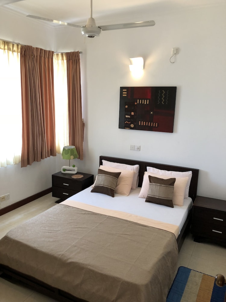 Hedges Court Residencies Town Hall- 2 Bed Room Apartment view 3