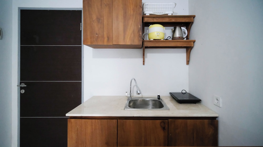 Homey And Compact 1Br At Tamansari Prospero Sidoarjo Apartment