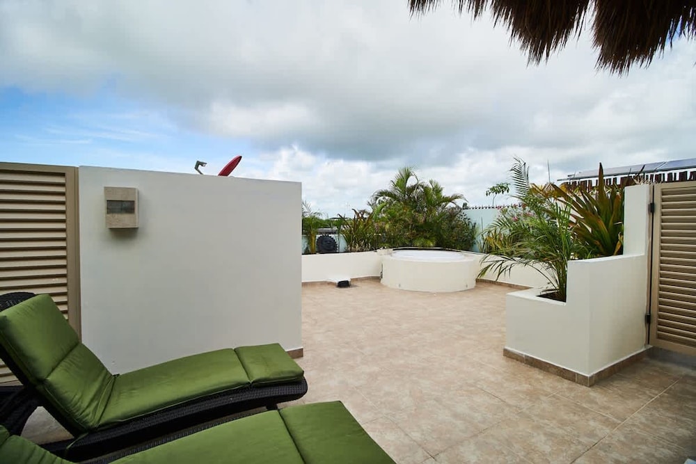 Aldea Zama Penthouse w Private Rooftop Jacuzzi