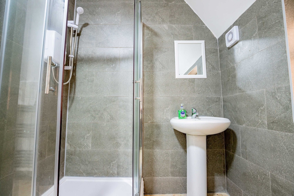 Host Stay Bromyard Flat 3