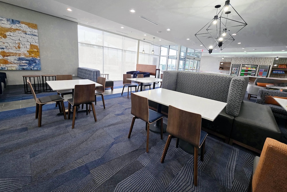 Hawthorn Extended Stay by Wyndham Eagle Pass