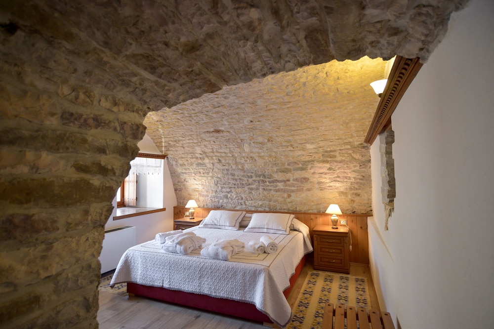 Hotel Kalemi 2 - Image 1