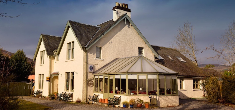 Hotel The Firs - Image 1