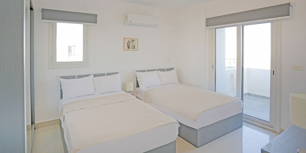 Prime Holidays Amwaj