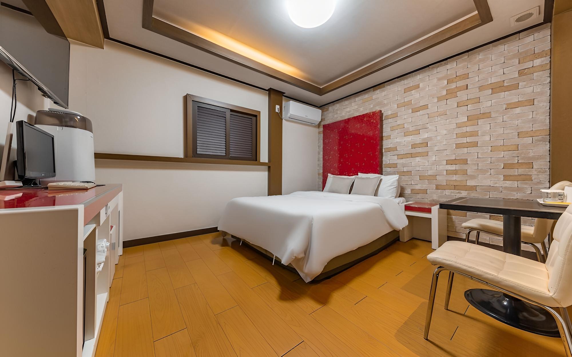 Jecheon Queen Motel view 3