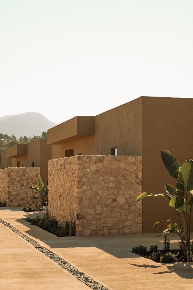 Silence Villas