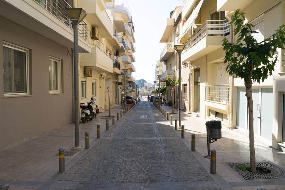 Cozy Flat Kika's Heraklion CITY CENTRAL view 4