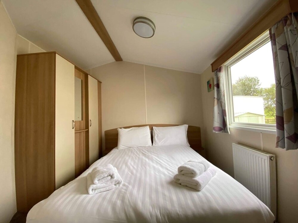 2-bed Self Catering Caravan in Millom view 4