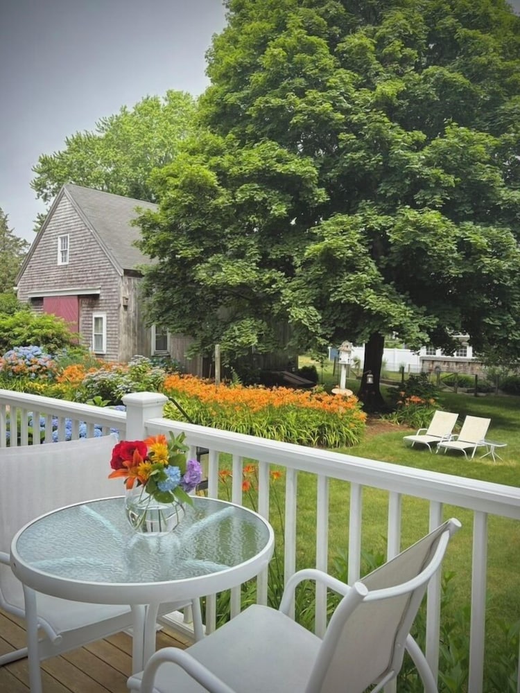 Sea Meadow Inn