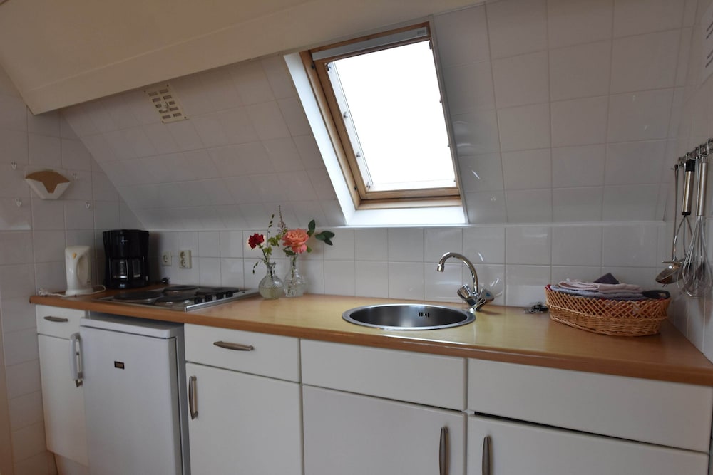 Apartment in Bergen aan Zee With Roof Terrace view 3