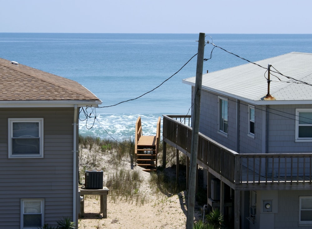 Callalily by Topsail Realty