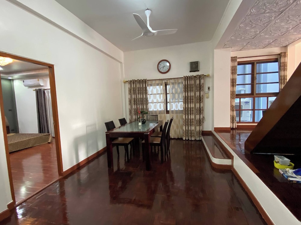 Beautiful 2 Story Newly Renovated Bungalow House