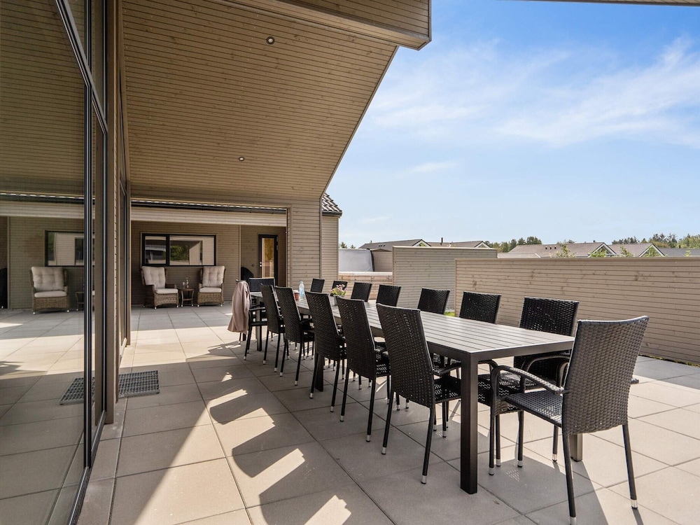 5 Star Holiday Home in Norre Nebel