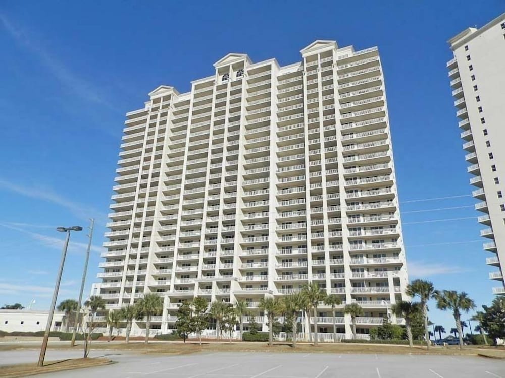 Hotel Ariel Dunes by SVR II - Image 1