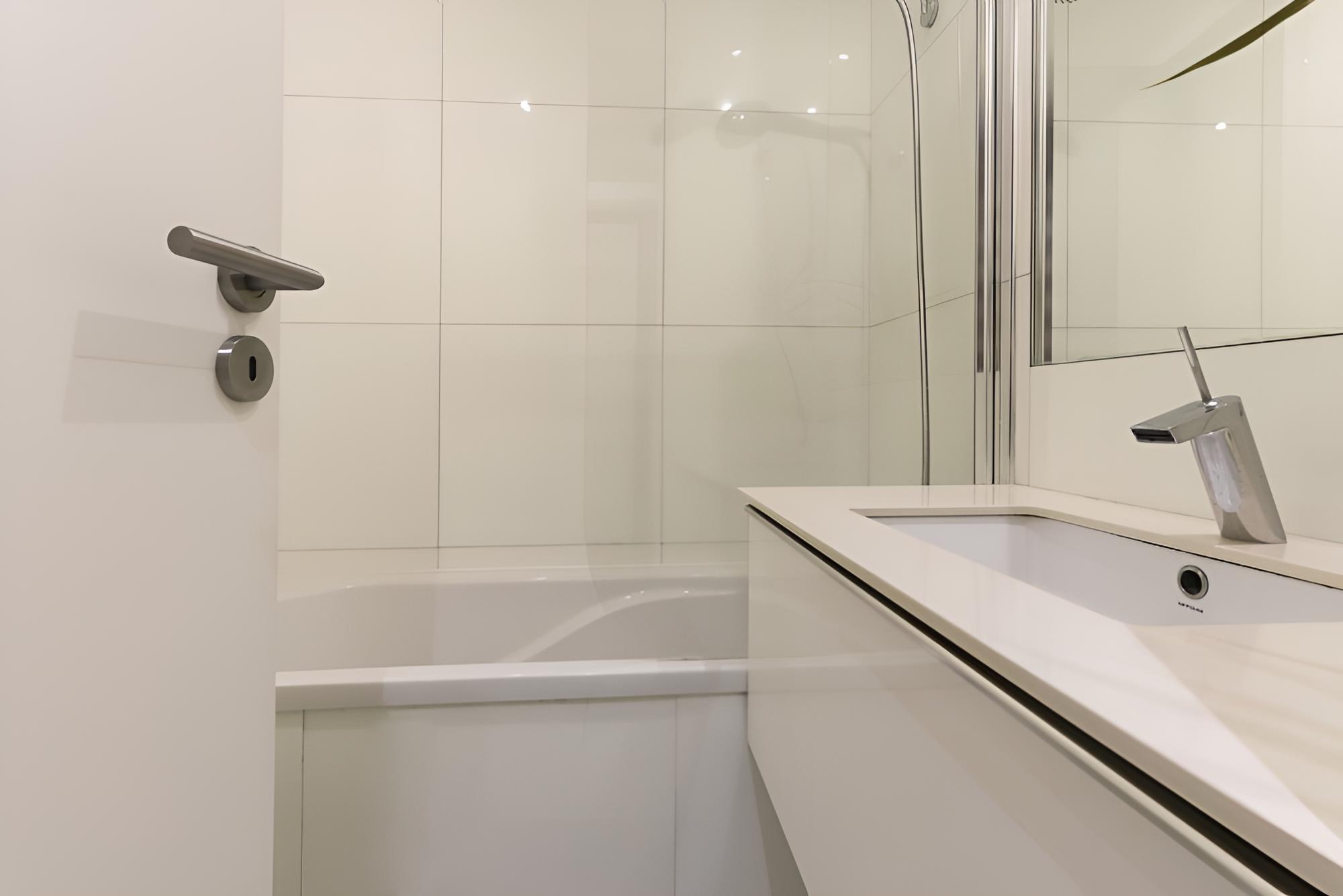 Marques Design I by Homing