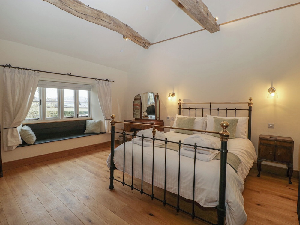 Evenjobb Court Farmhouse