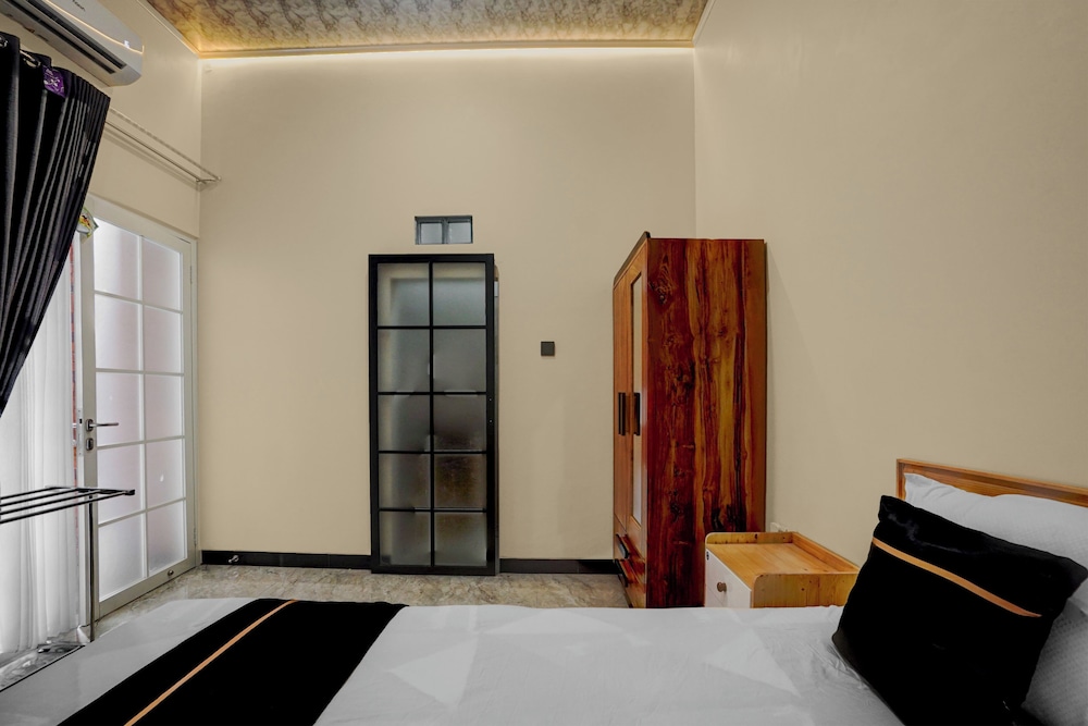 OYO 94924 Cidu Homestay Syariah