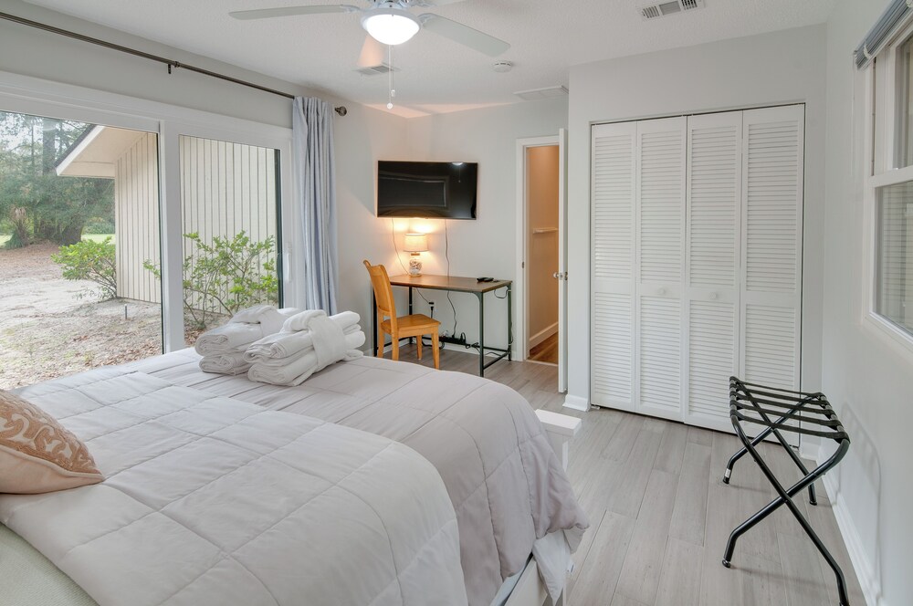 Near Golf Course: Hilton Head Home w/ Private Pool