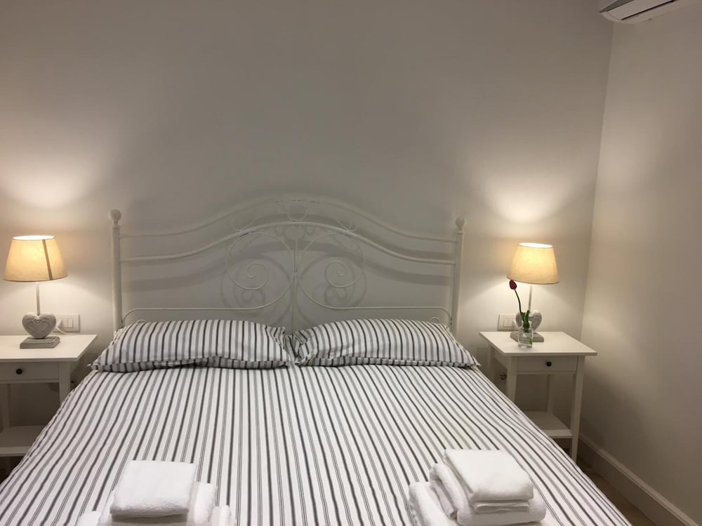 B&B Napoli La scalinata di Chiaia