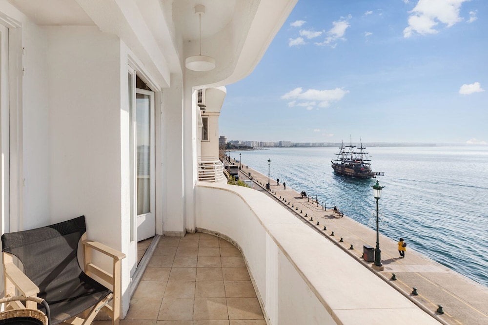 Infinity & Beyond seafront apartments