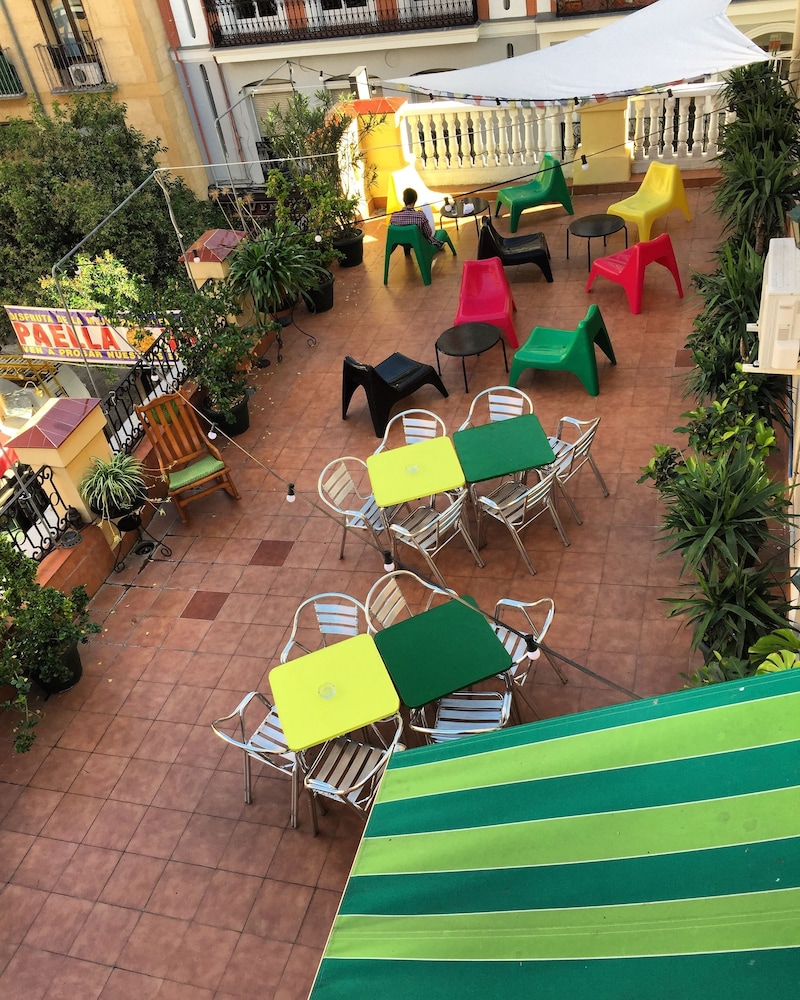 Barbieri Sol Hostel - Image 1