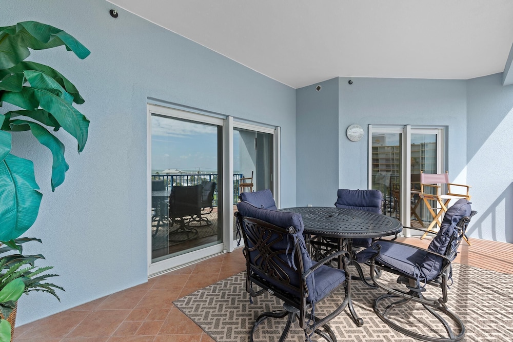 Oceanwalk 2-502