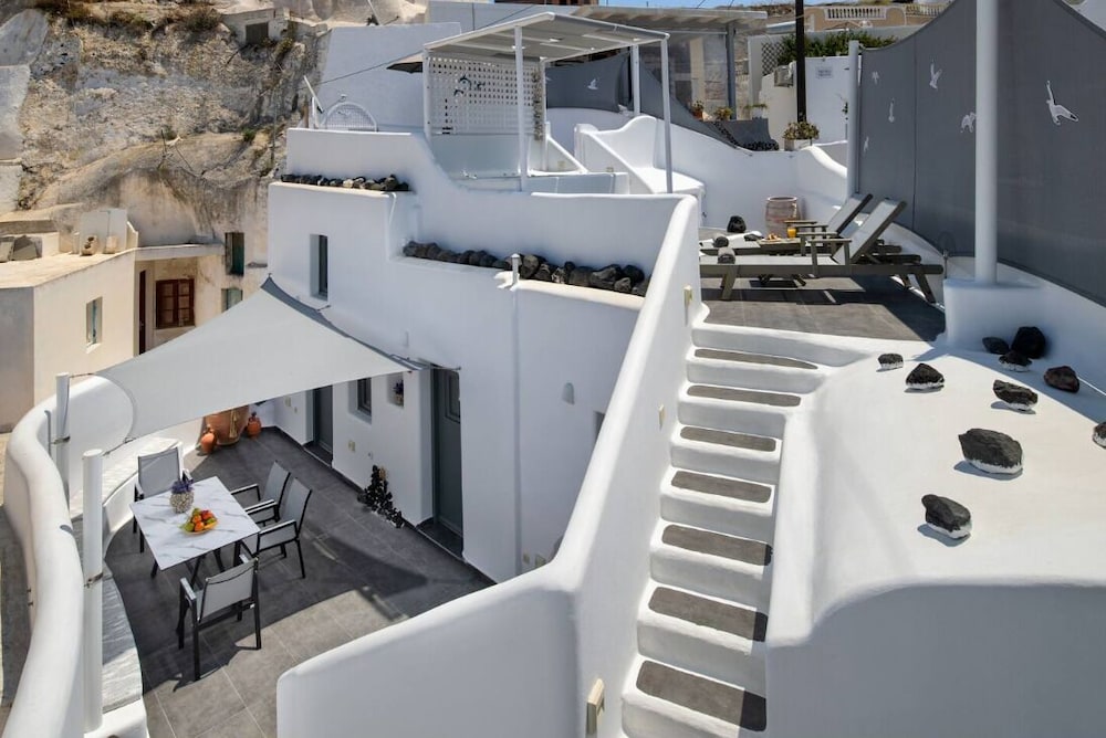 Astrea Suites Feggaropetra Cave House