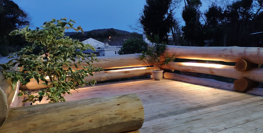 Shimano Log House view 3