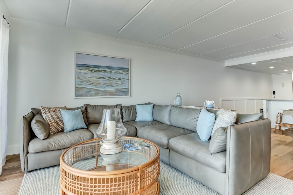Amelia By The Sea 333 3 Bedroom Condo