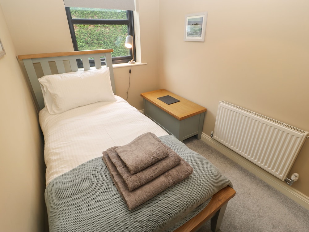 1 Stansfield Mews