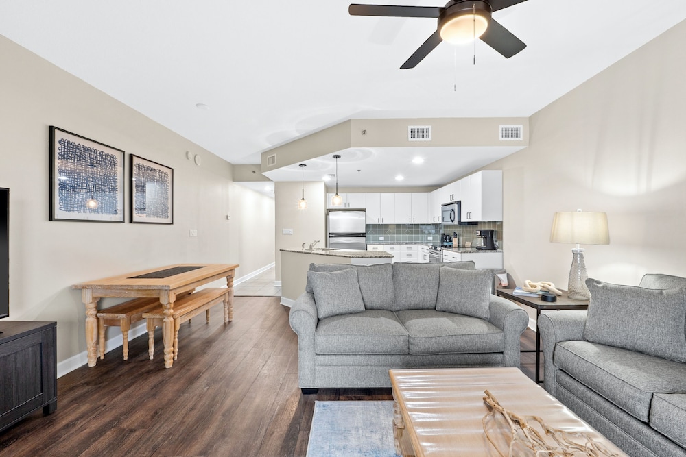 Grand Panama Beach Resort by Panhandle Getaways