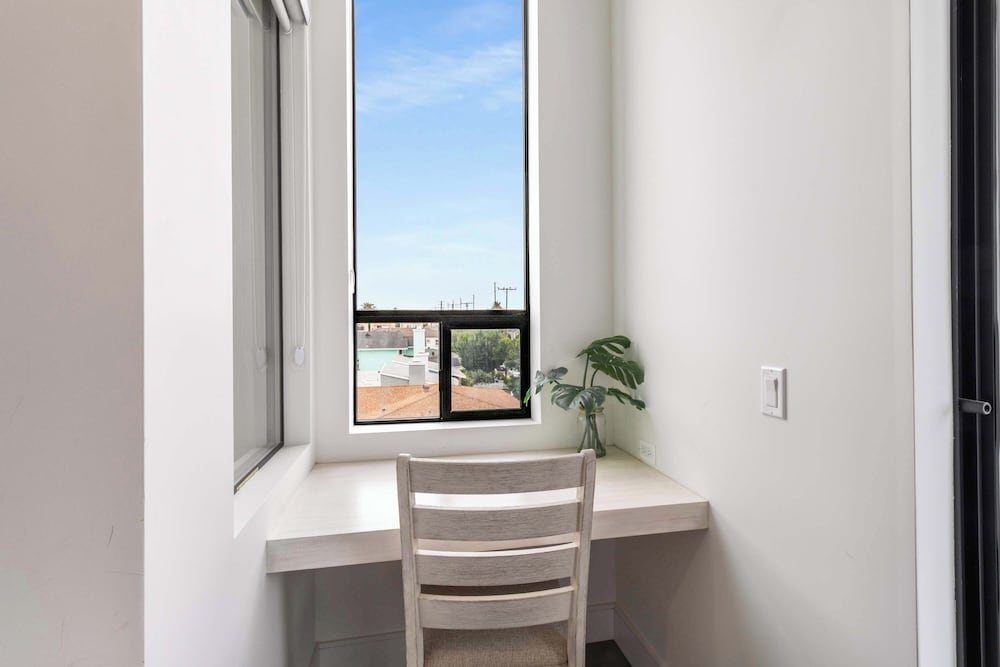 @ Marbella Lane - Luxi 4BR Haven w/ Skyscape Views