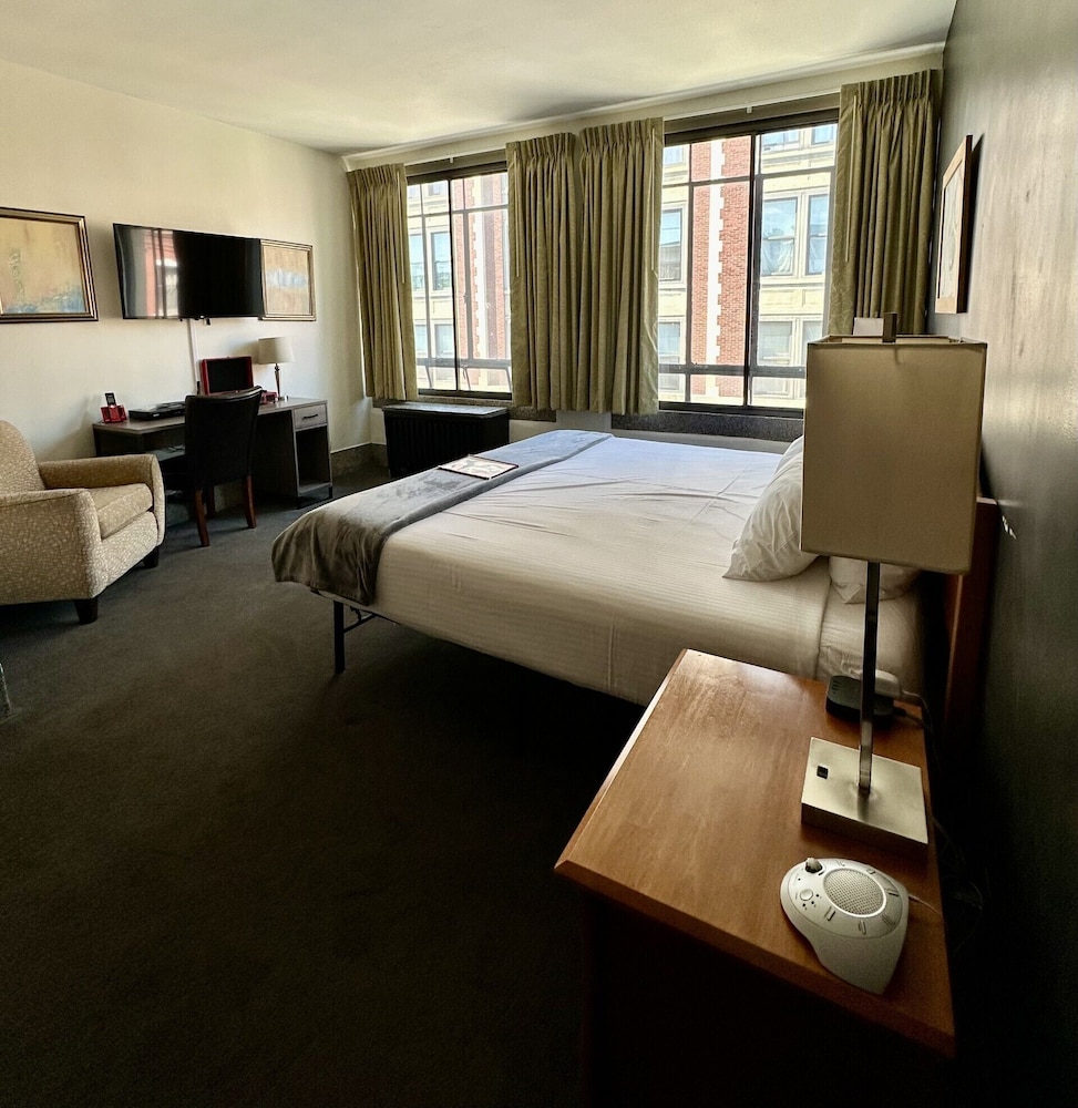 Brattleboro Vacations - Latchis Hotel - Property Image 3