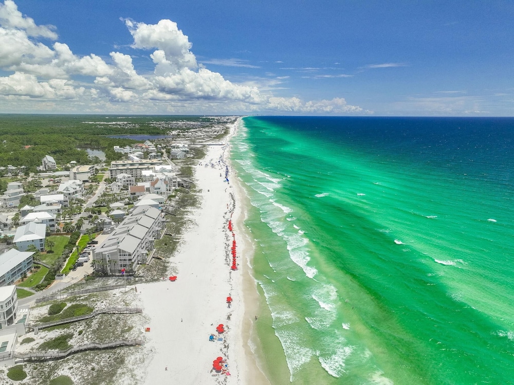 Beachside Villas 611