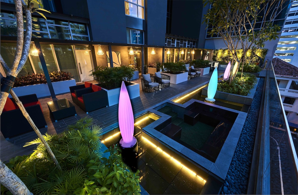 Mercure Singapore Bugis 61